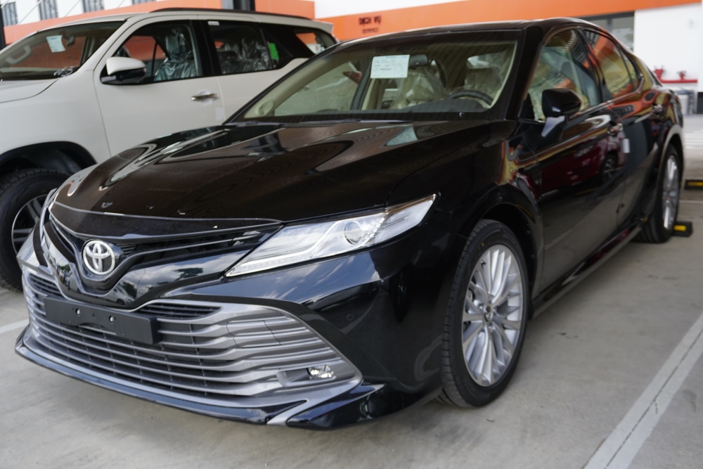 Nhận Đặt Hàng Toyota Camry