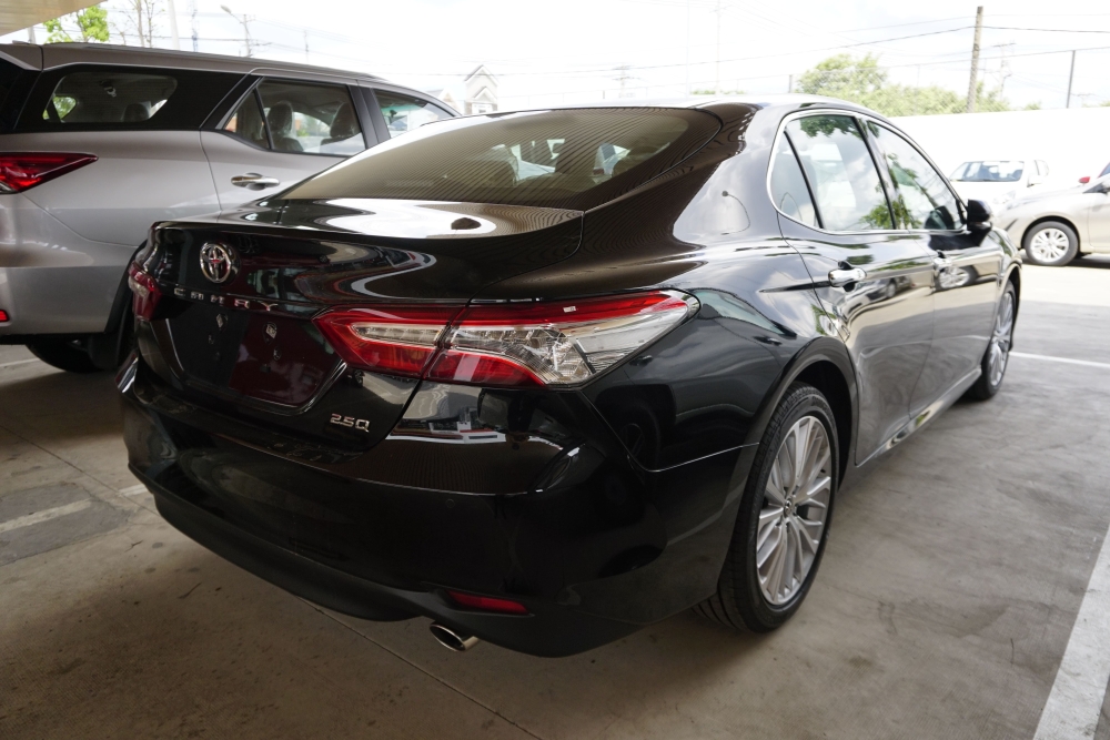Nhận Đặt Hàng Toyota Camry