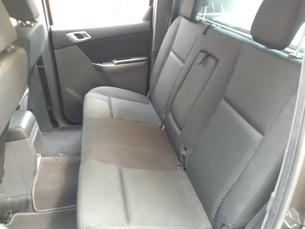 Bán Mazda BT50 Xám 2018 số sàn máy dầu, hai cầu xe rất mới