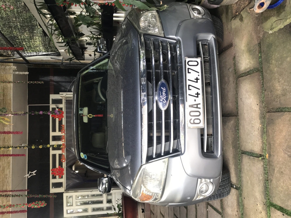 Bán xe ford everest 2010AT chính chủ