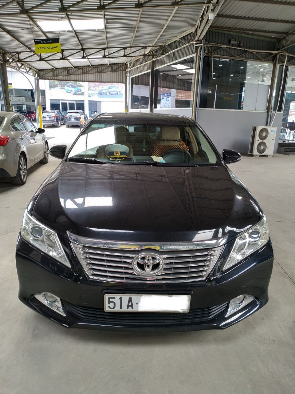 Bán camry 2.0E 2012, màu đen, đúng chất, biển TP, giá TL, hổ trợ góp