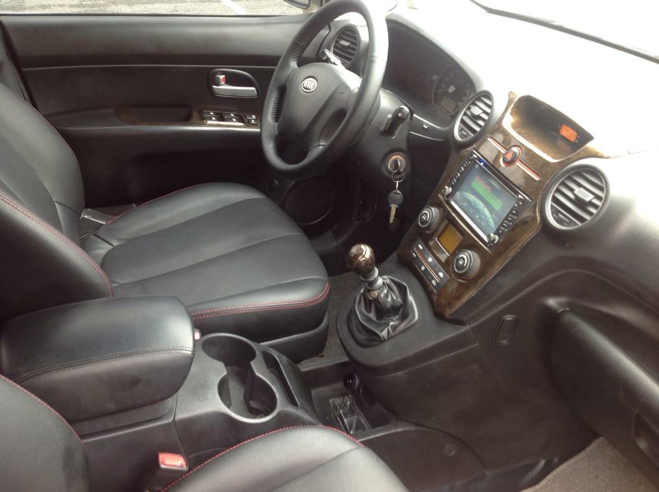Bán kia carens 2.0 vàng cát 2010 số sàn