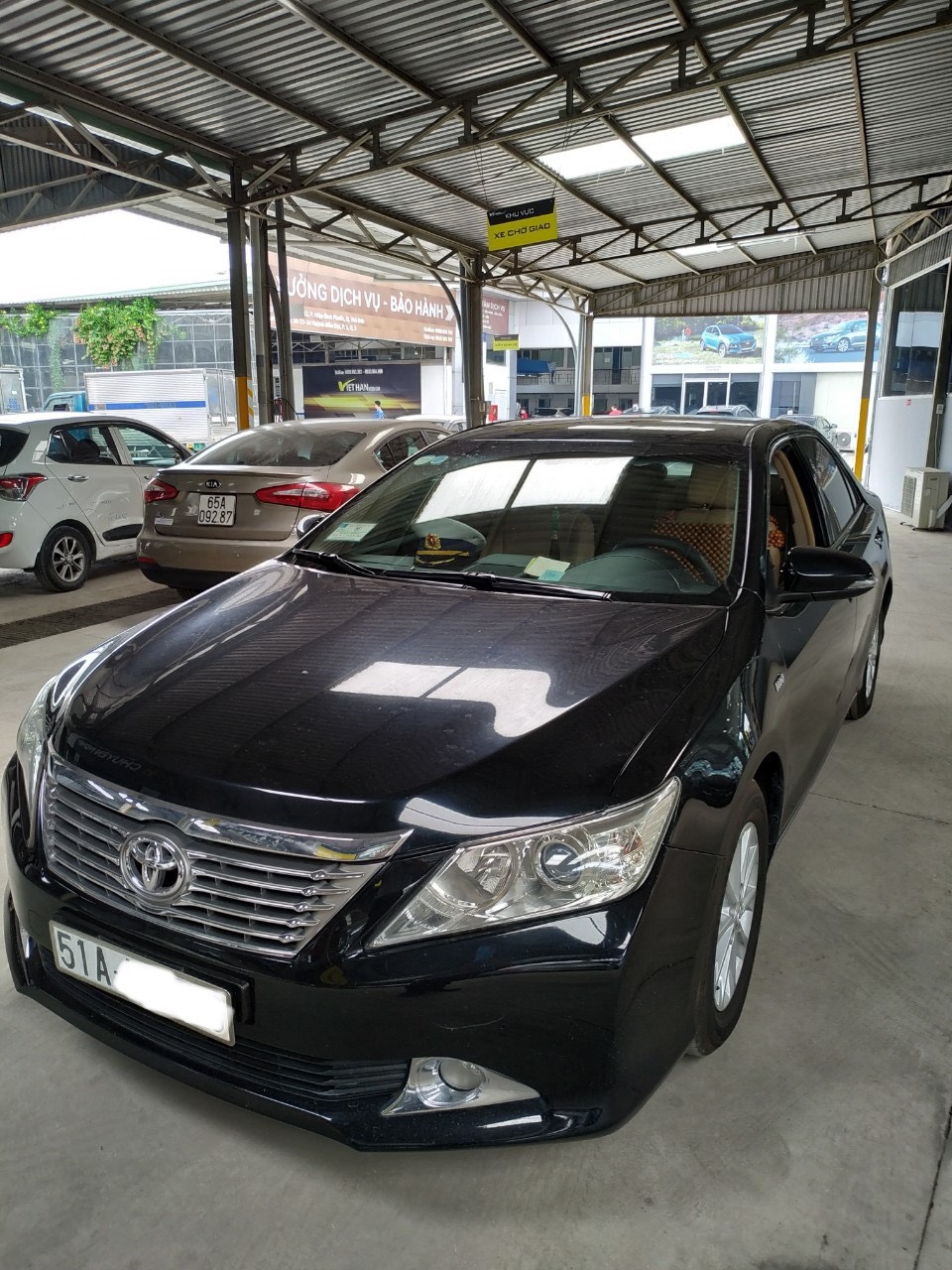Bán camry 2.0E 2012, màu đen, đúng chất, biển TP, giá TL, hổ trợ góp
