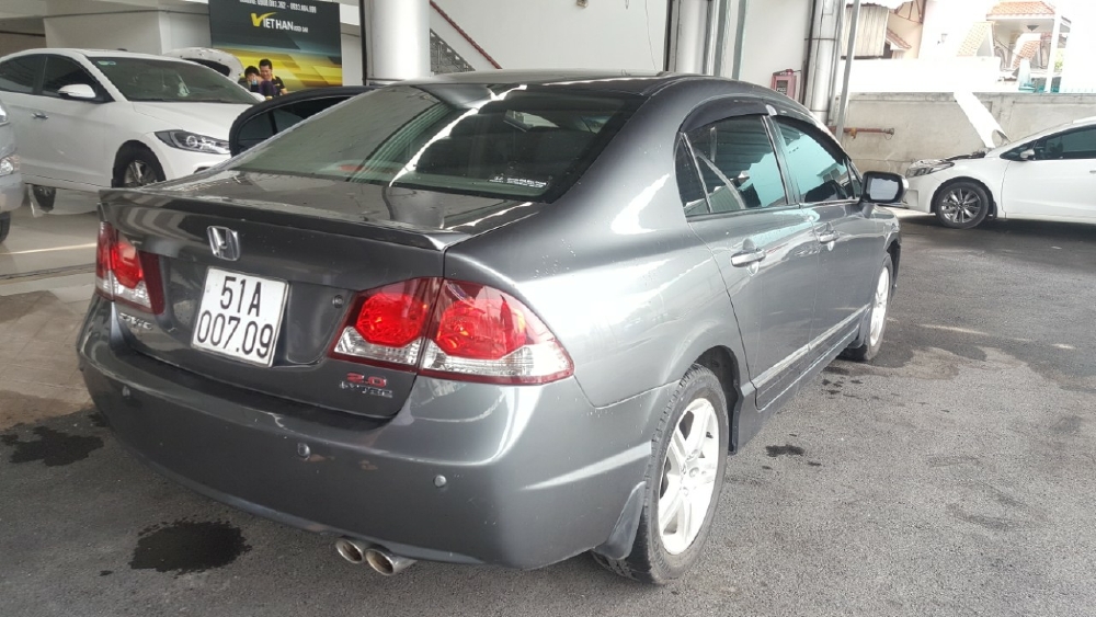 Bán Honda Civic 2.0AT màu xám chuột số tự động sản xuất cuối 2010 biển SG một chủ