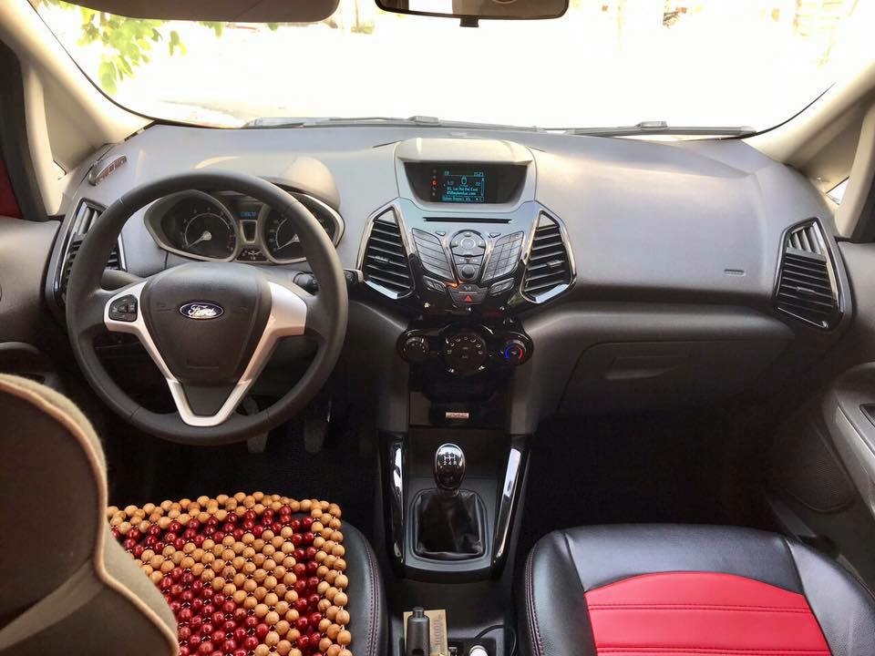 Cần bán gấp Ford EcoSport 2016 số sàn màu đỏ chính chủ