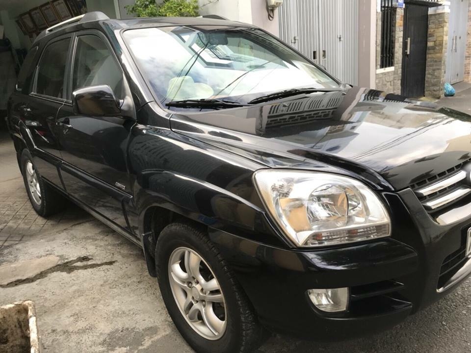Bán gấp Kia sportage 2006 đk 2007 hai cầu số sàn máy dầu màu đen rất mới