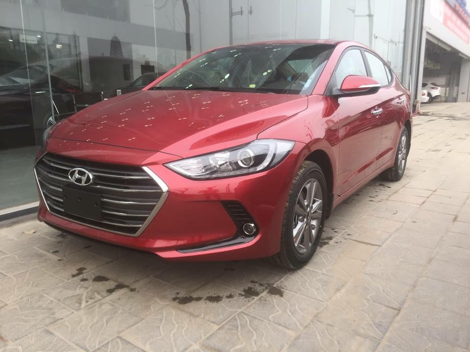 Hyundai Elantra 1.6AT 2019 Khuyến MẠi Cực Khủng Xe Có sẵn giao ngay!