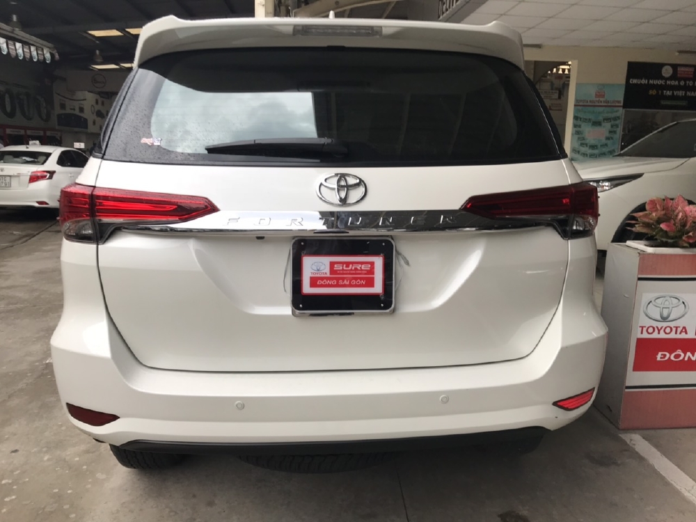 Bán Fortuner nhập khẩu đời 2019, số tự động máy xăng. Odo 2 000km. Góp 70%