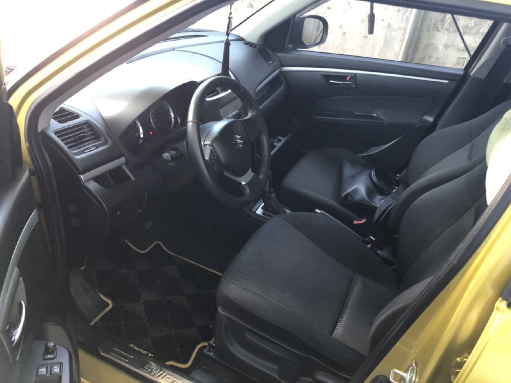 Bán Suzuki Swift RS 2016, màu vàng, đúng chất, giá TL, hổ trợ góp