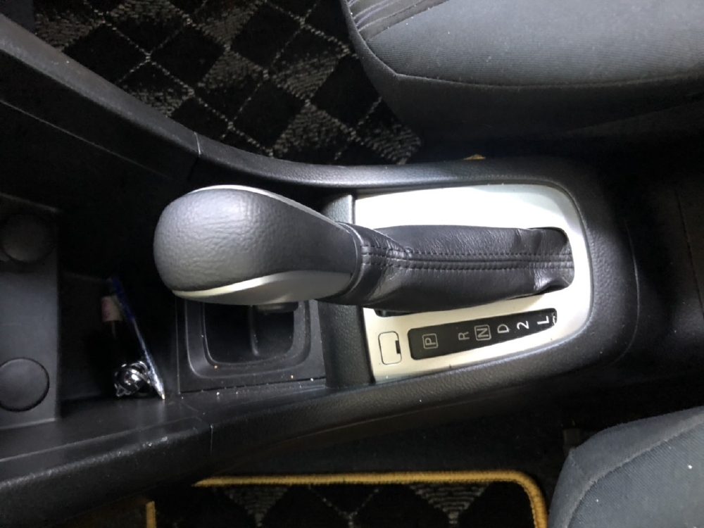 Bán Suzuki Swift RS 2016, màu vàng, đúng chất, giá TL, hổ trợ góp