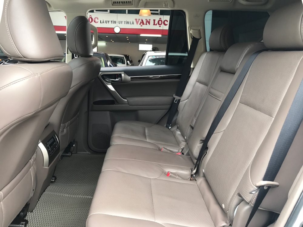Gx460 2016 màu trắng