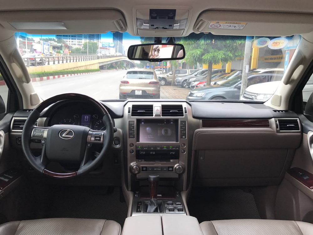 Gx460 2016 màu trắng