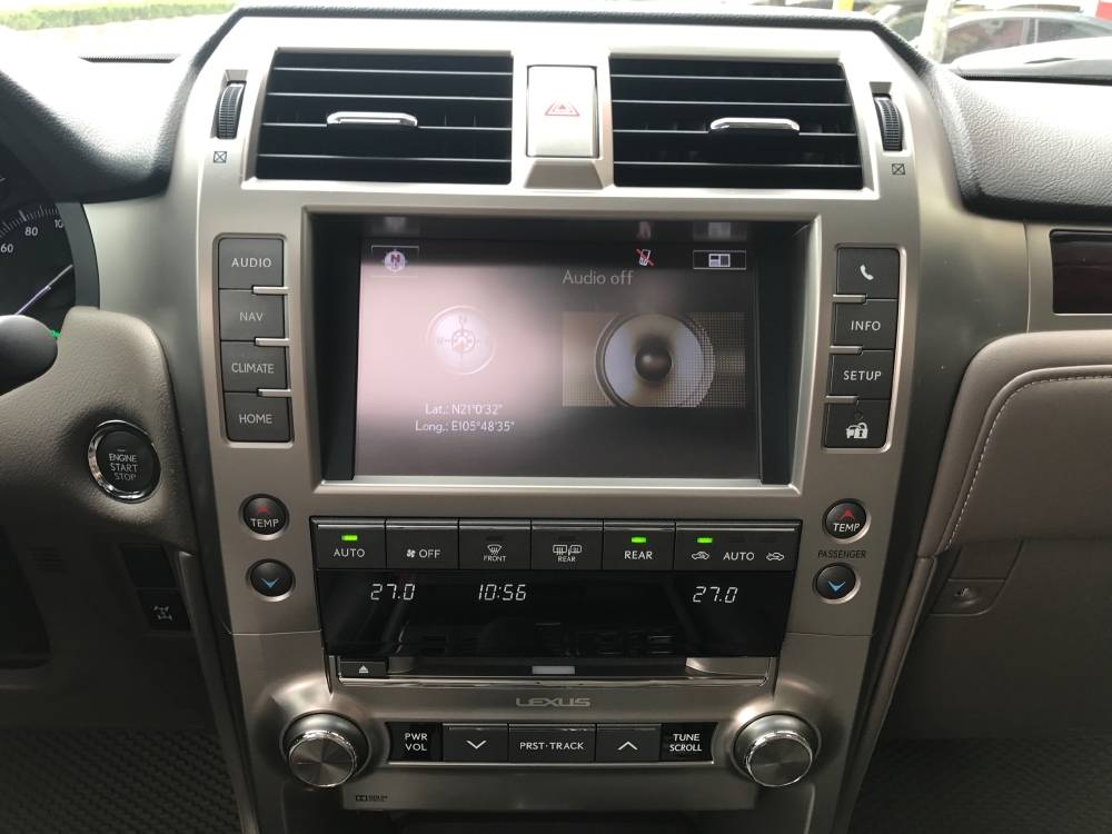Gx460 2016 màu trắng