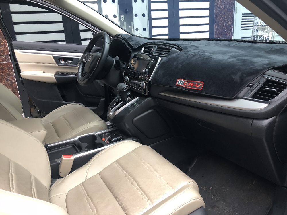 Cần bán xe Honda CRV 2019 nhập Thái Lan, số tự động màu xám