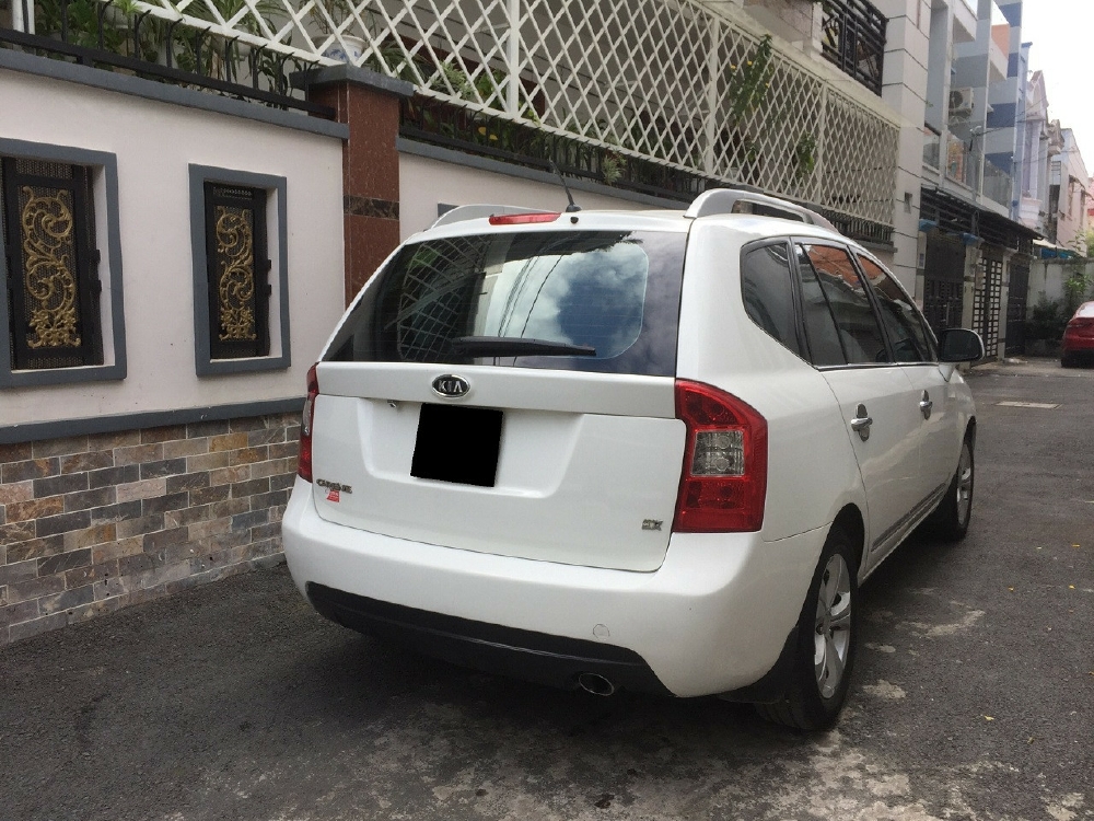Bán Kia carens 2017 máy xăng số sàn Trắng tuyệt đẹp. xe gia đình chính chủ đi kỹ