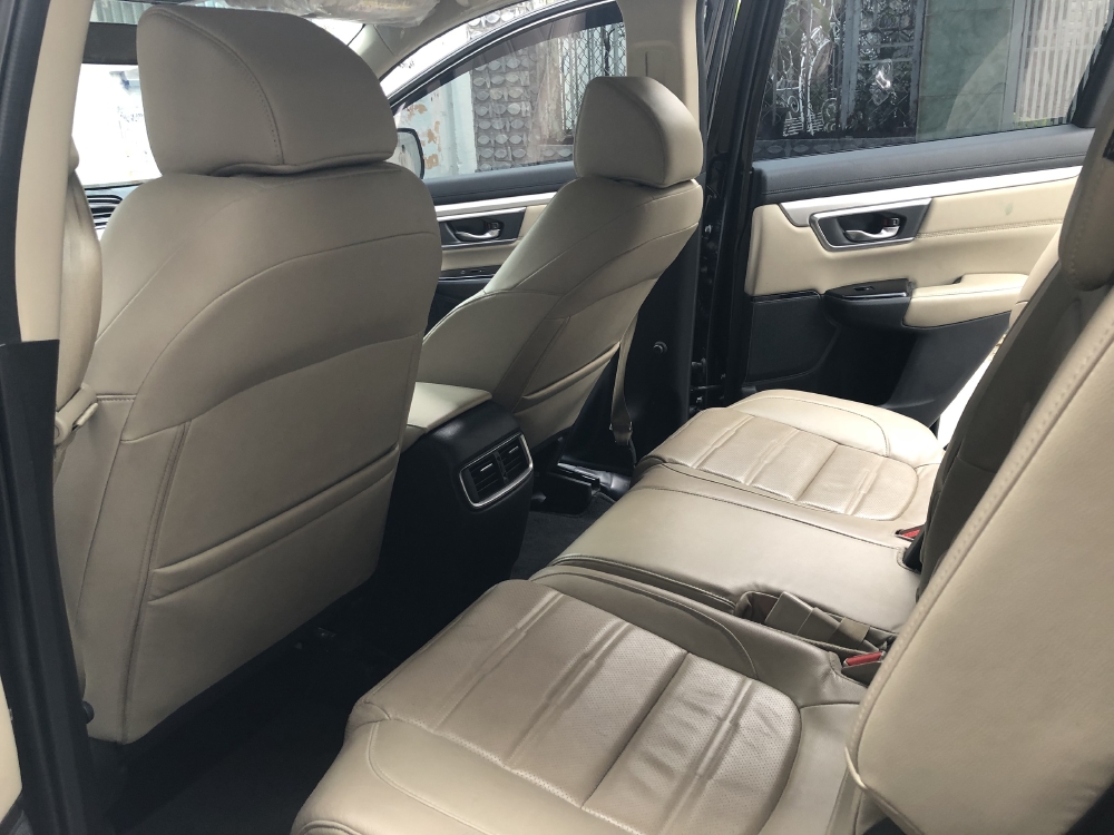 Cần bán xe Honda CRV 2019 nhập Thái Lan, số tự động màu xám