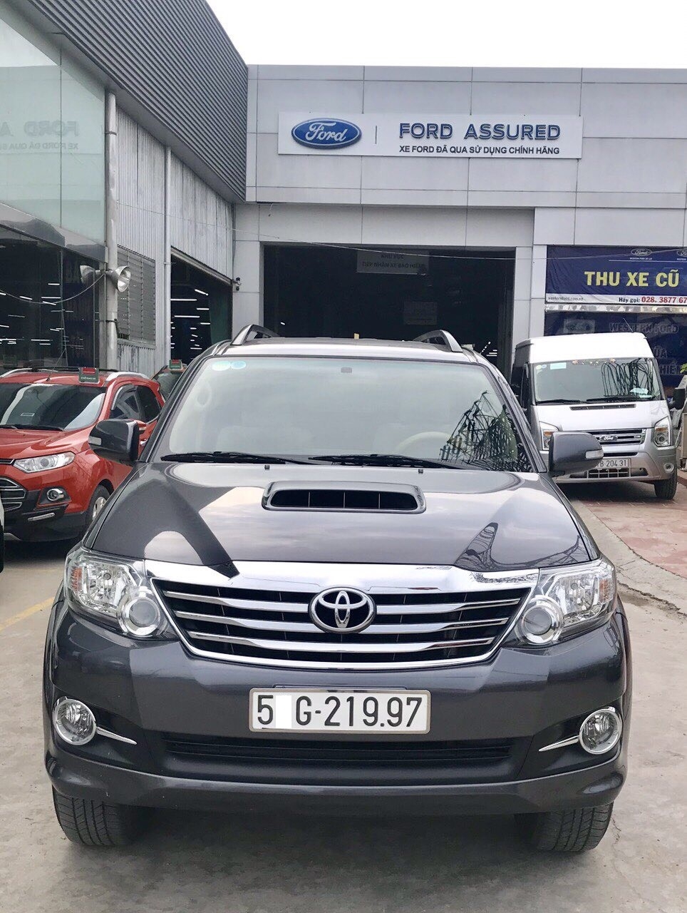 Fortuner 2.5G, 12/2016, màu xám, vỏ zin, sơ cua chưa dùng, giao dịch hãng