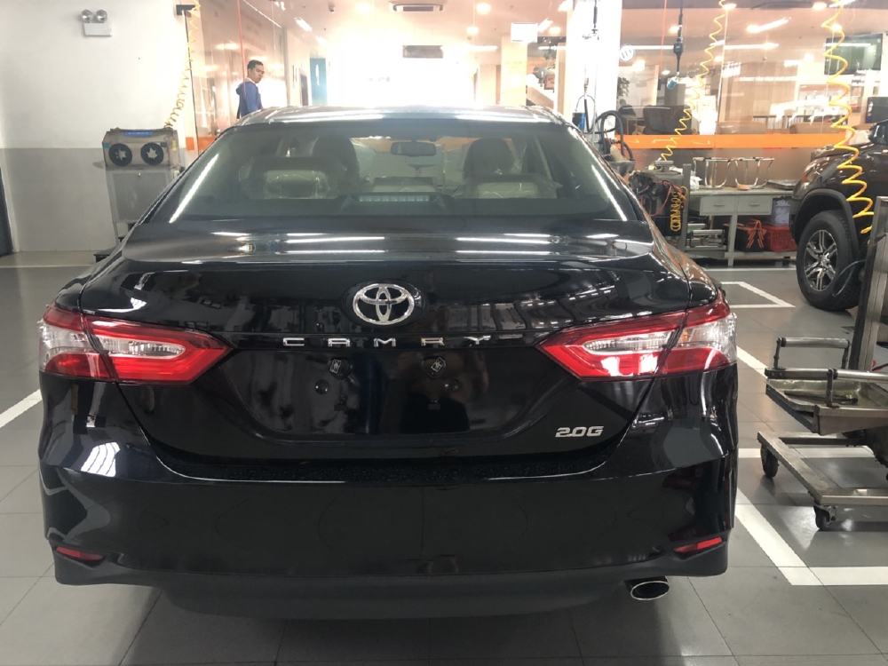 Camry 2.0G Màu Đen Giao Ngay - NHẬP KHẨU THÁI LAN