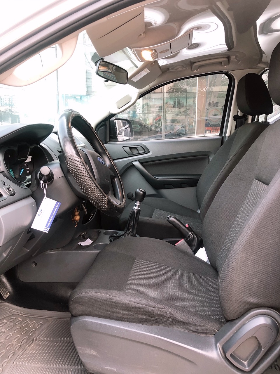 Ranger XL 2015, form mới, 4x4, số sàn, giao dịch tại hãng