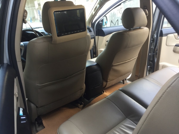 Bán Xe Fortuner 2014 tự động máy xăng màu Bạc xe bstp