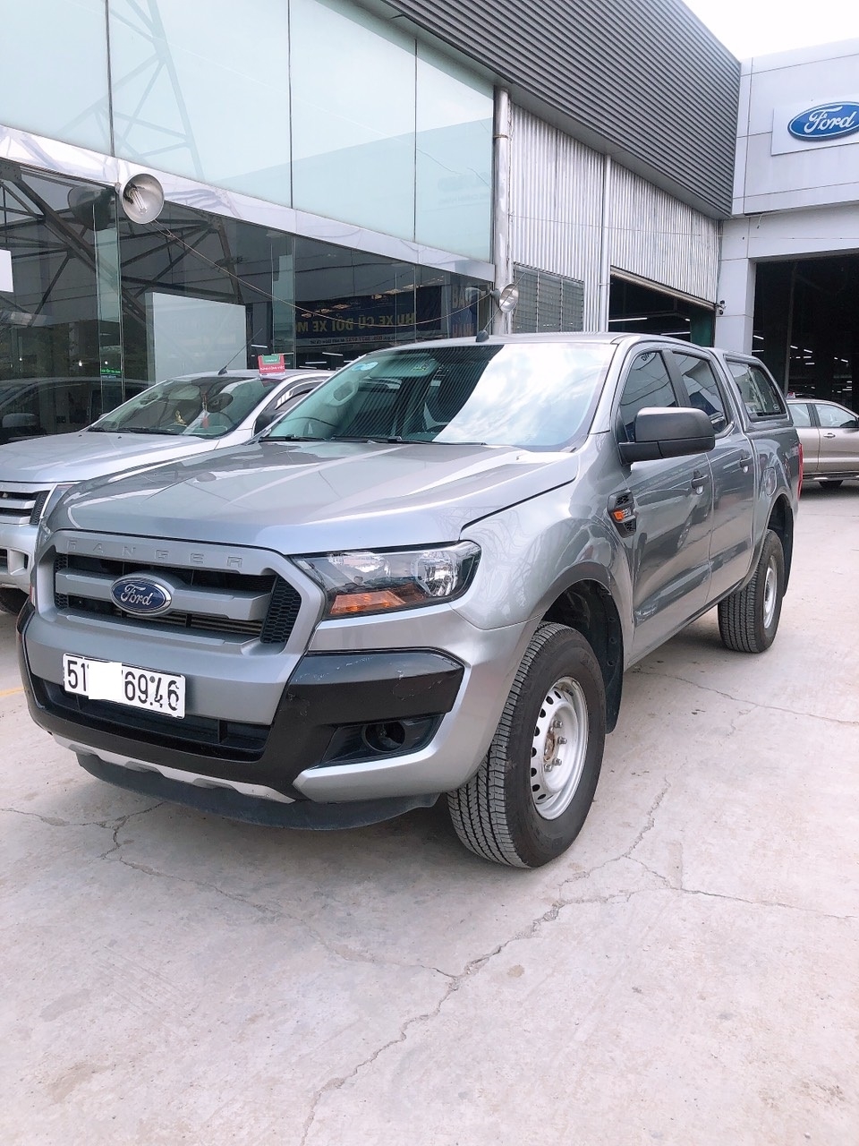 Ranger XL 2015, form mới, 4x4, số sàn, giao dịch tại hãng