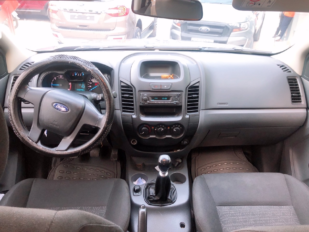 Ranger XL 2015, form mới, 4x4, số sàn, giao dịch tại hãng