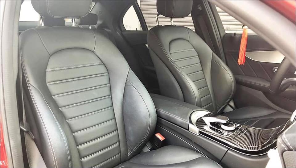 Lên đời cần bán C300 AMG, sản xuất 2018, số tự động, bản full