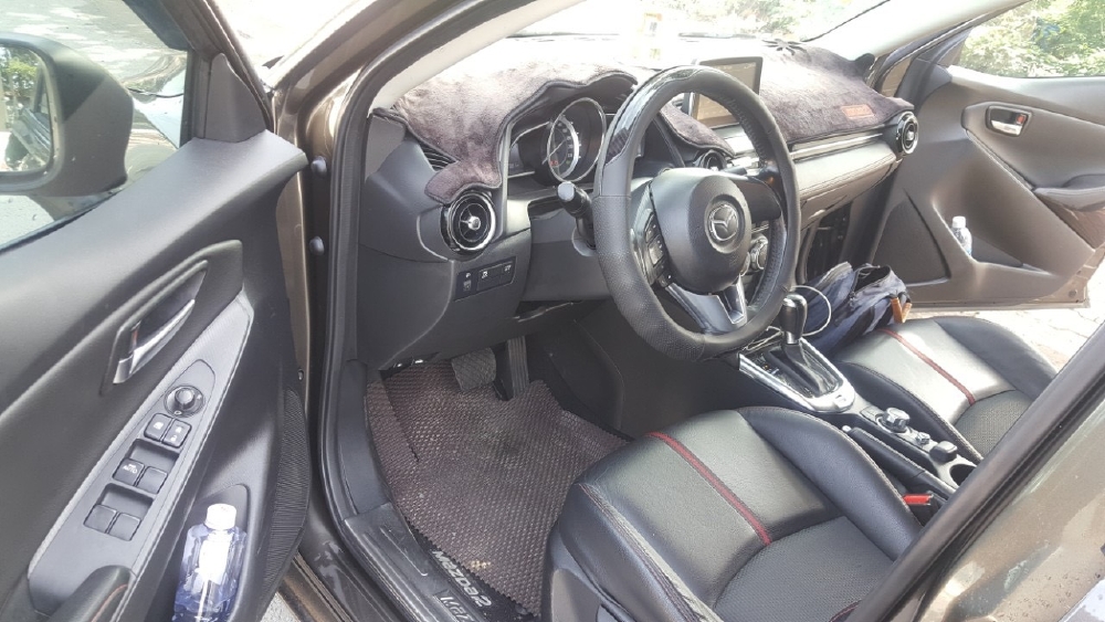 Bán Mazda 2 2016, màu nâu, đúng chất, xe nhập thái, giá TL, hổ trợ góp