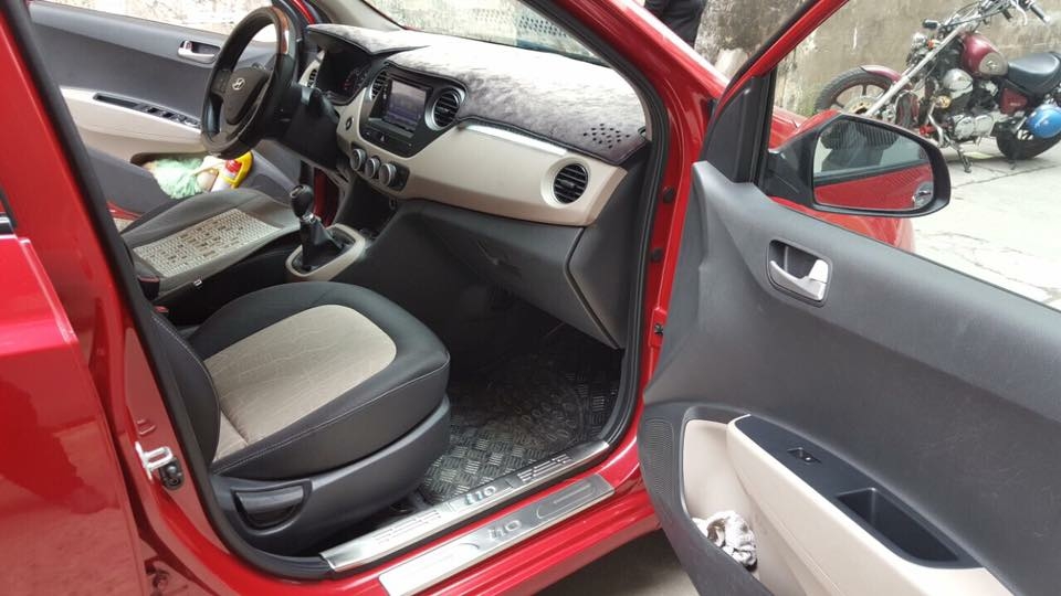 Cần bán xe Hyundai i10 sx 2016 số sàn bảng 1.0 mâm đúc