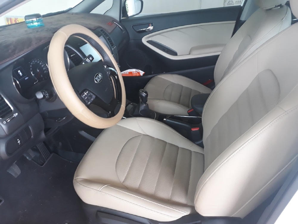 Bán Cerato SMT 2018, màu trắng, siêu lướt, Zin 100% giá TL, hổ trợ góp