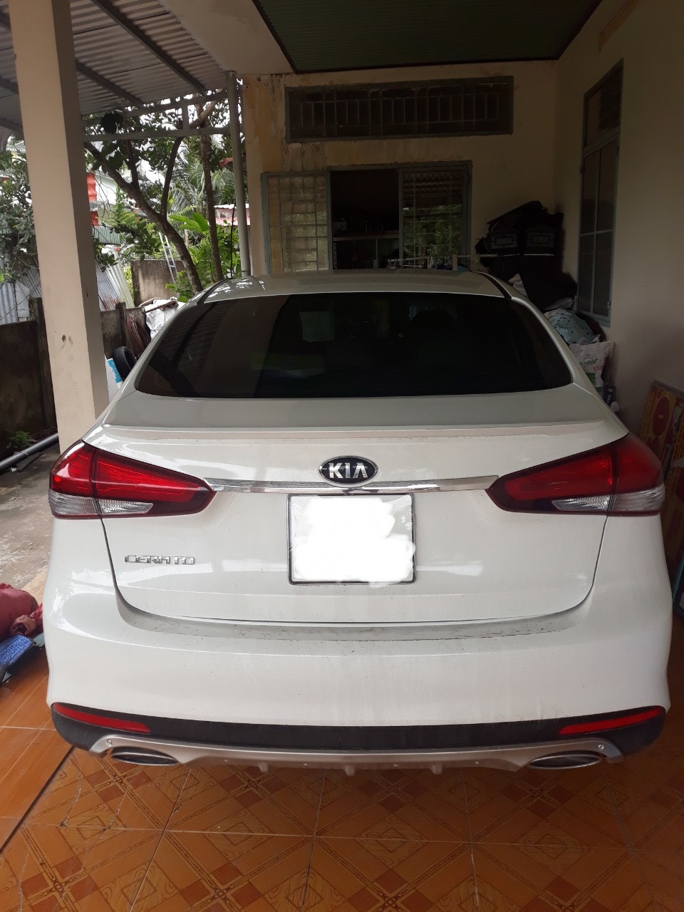 Bán Cerato SMT 2018, màu trắng, siêu lướt, Zin 100% giá TL, hổ trợ góp