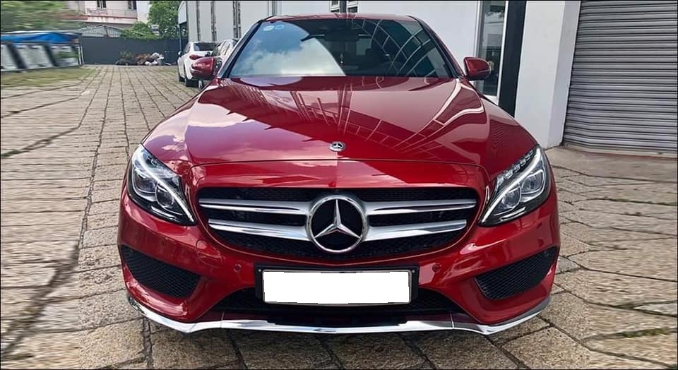 Lên đời cần bán C300 AMG, sản xuất 2018, số tự động