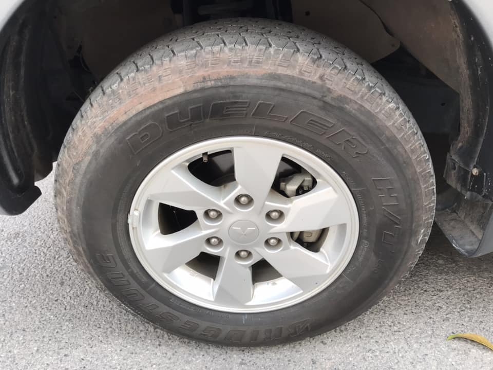 Bán Mitsubishi Triton 2018 tự động máy dầu Xám titan tuyệt đẹp.