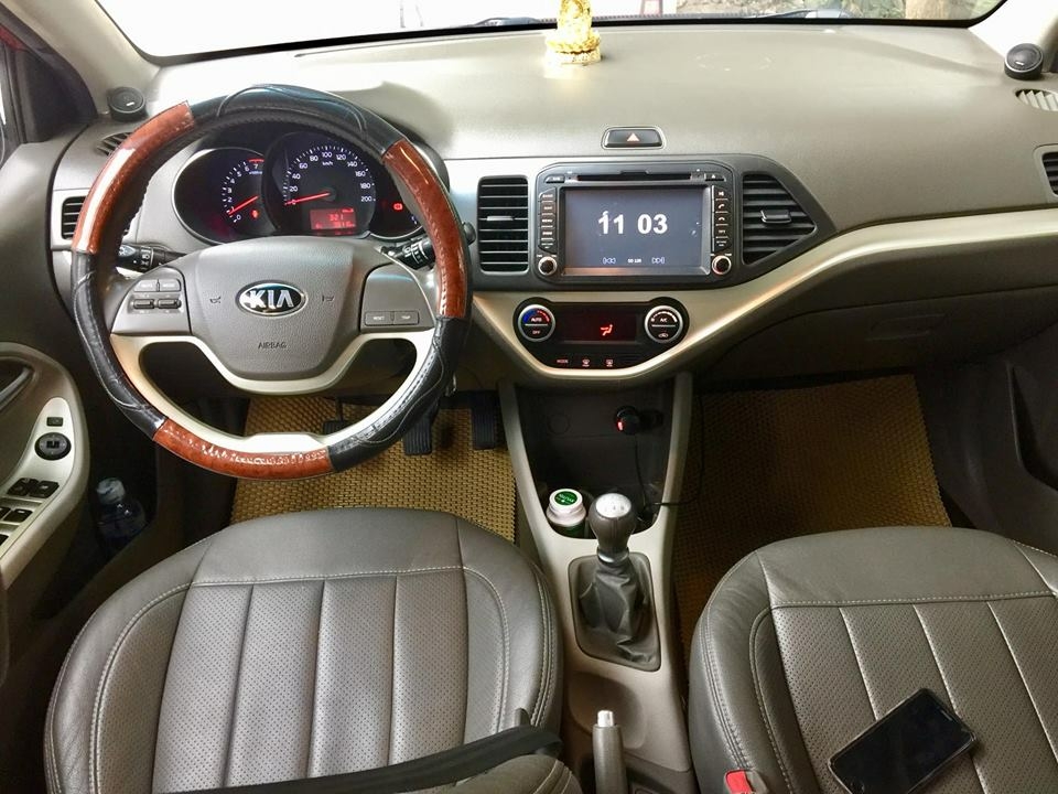 Bán Kia morning SI 2017 số sàn, màu đỏ một chủ từ đầu.