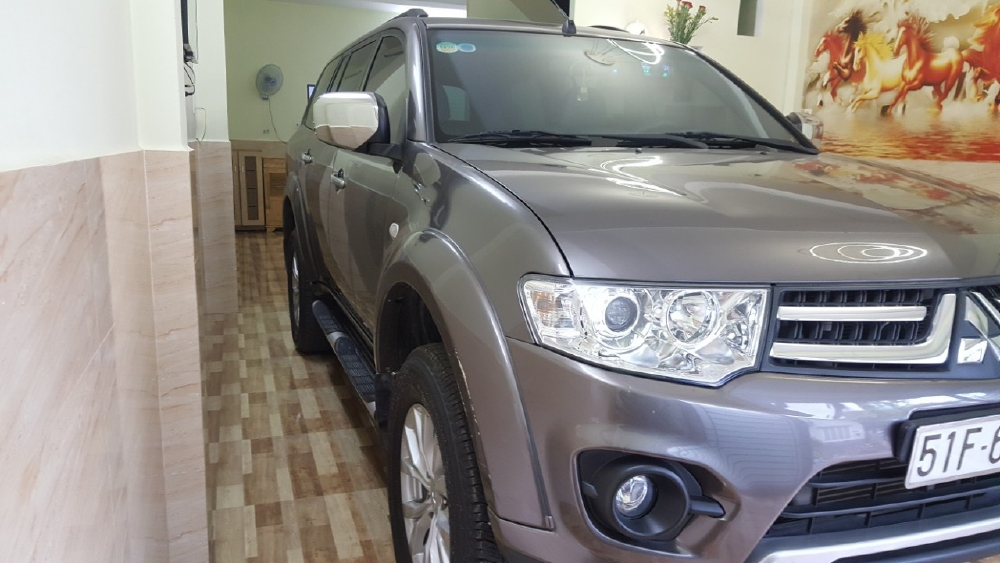 Bán Pajero 4x2 dầu 2016, màu nâu, đúng chất, biển TP, giá TL