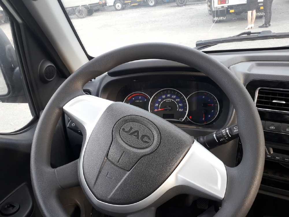 Jac 990kg, giá tốt