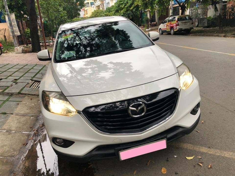 Bán gấp Mazda Cx9 2013, số tự động, bản full, trắng tinh khôi.
