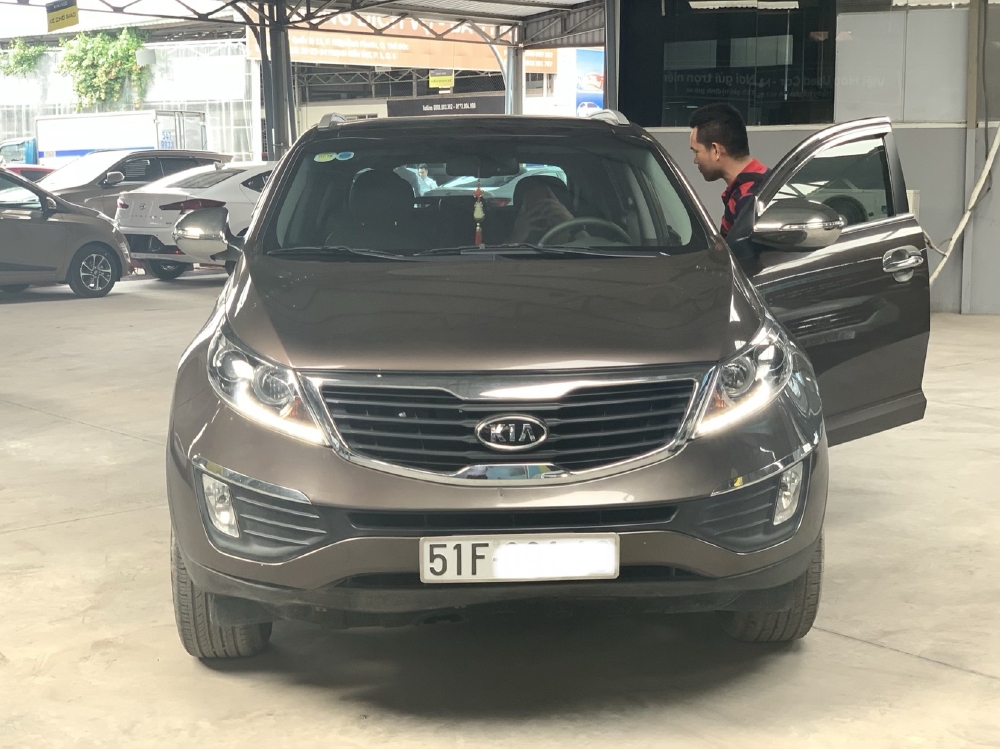 Bán Sportage AWD 2011, màu nâu, đúng chất, biển TP, giá TL, hổ trợ góp