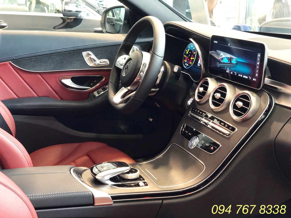 Mercedes C300 AMG 2019 Giao ngay giá ưu đãi lớn nhất, Mua xe chỉ với 399tr