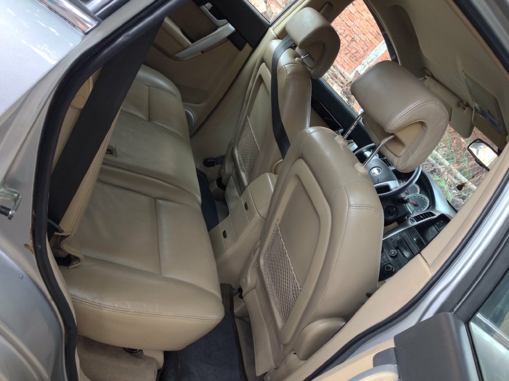 Bán nhanh Captiva 2008 Ltz màu bạc xe zin từ đầu