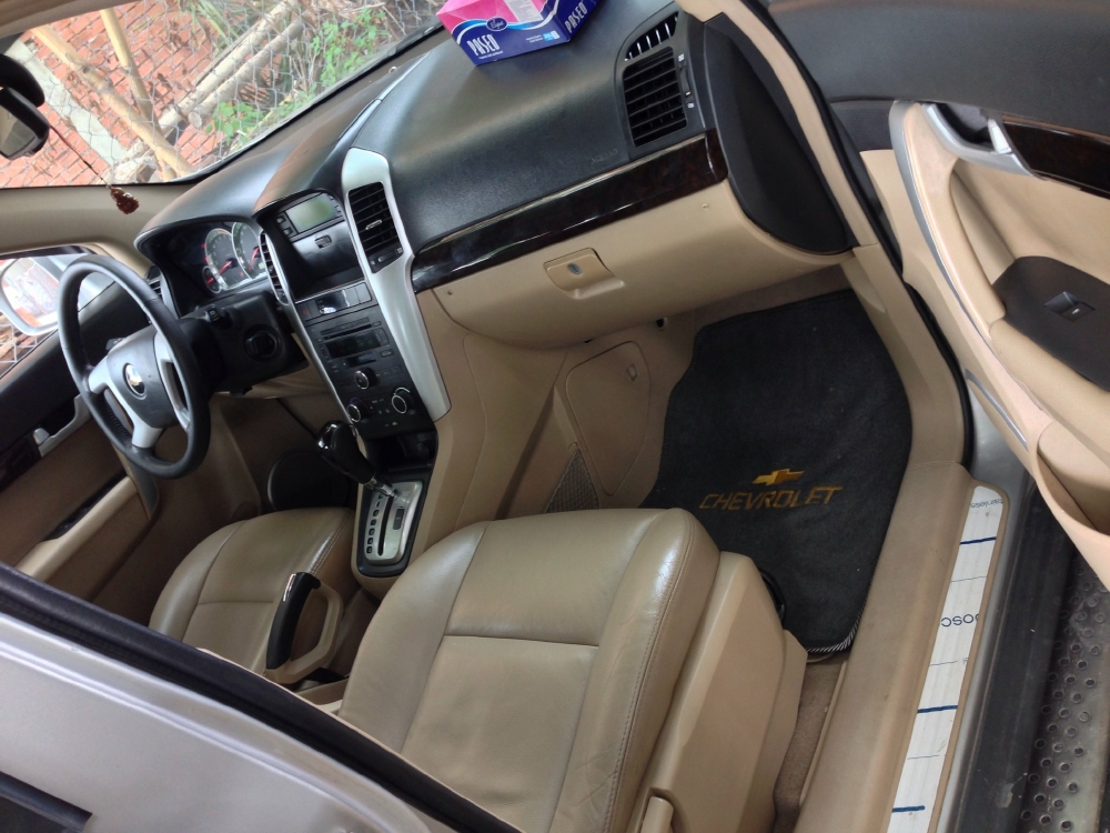 Bán nhanh Captiva 2008 Ltz màu bạc xe zin từ đầu