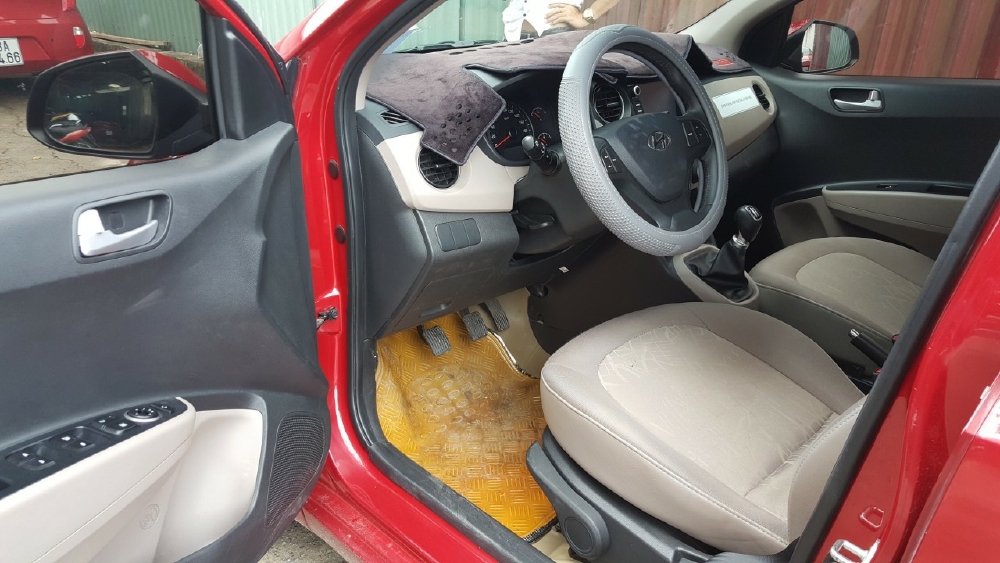 Hyundai Grand i10 1.2AT 2018 màu đỏ bs SG xe đẹp
