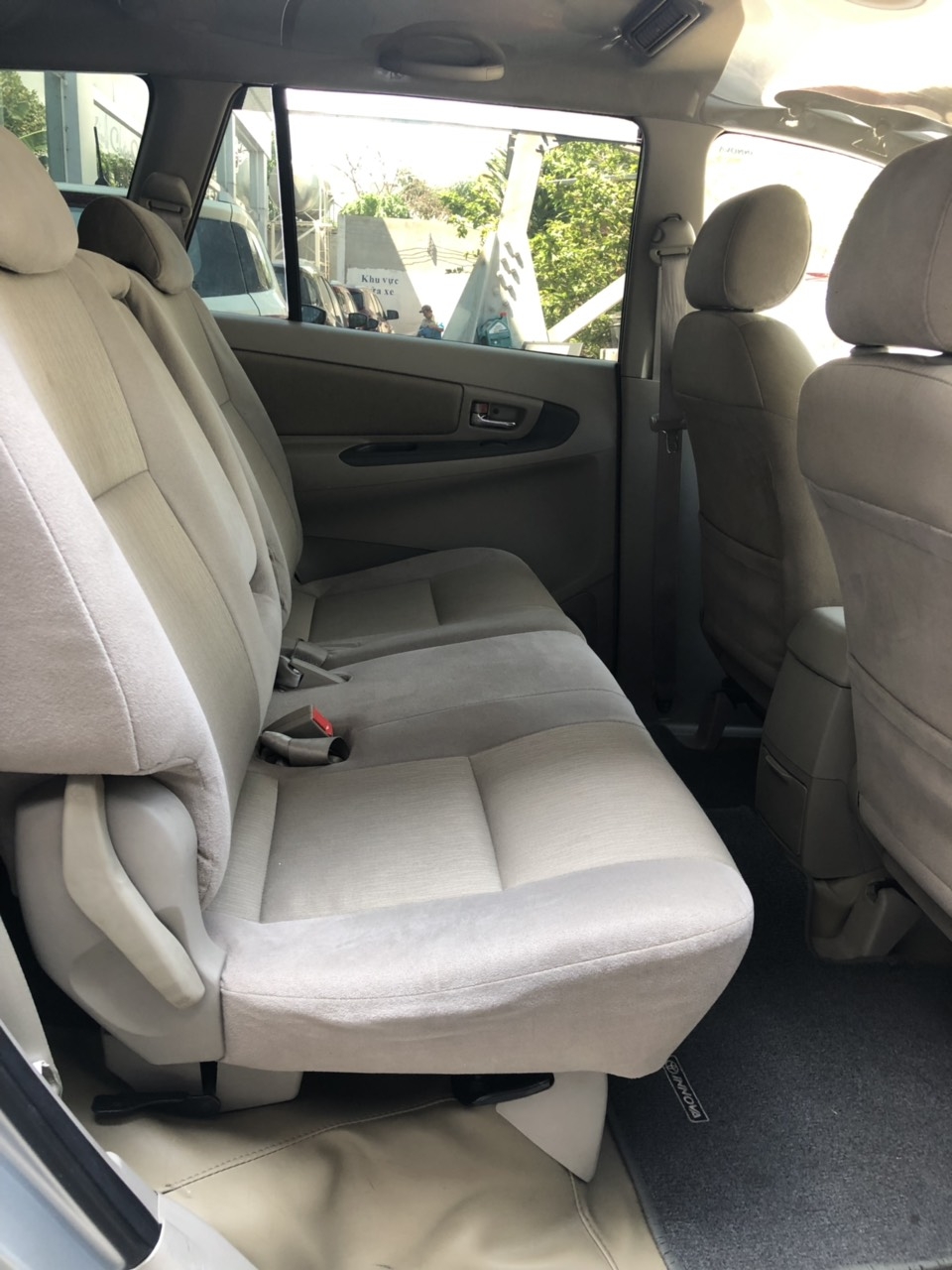 Innova 2.0E sx 2016.Xe bán tại hãng