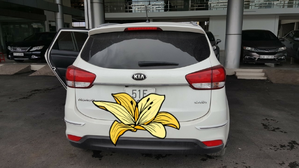 Kia Rondo DẦU 1.7AT 2016 MÀU TRẮNG BS SG XE ĐẸP