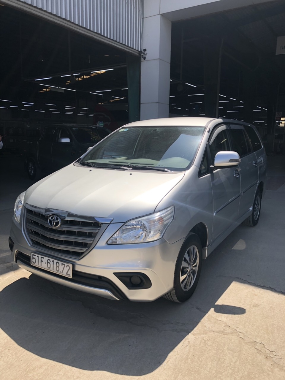 Innova 2.0E sx 2016.Xe bán tại hãng