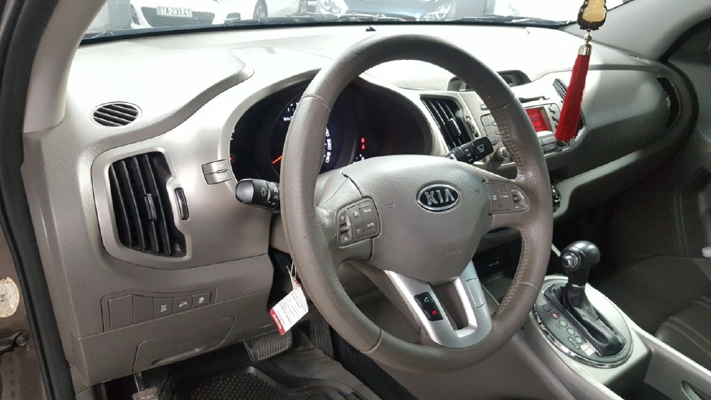 Bán Kia Sportage 2.0AT 2011 màu nâu biển SG
