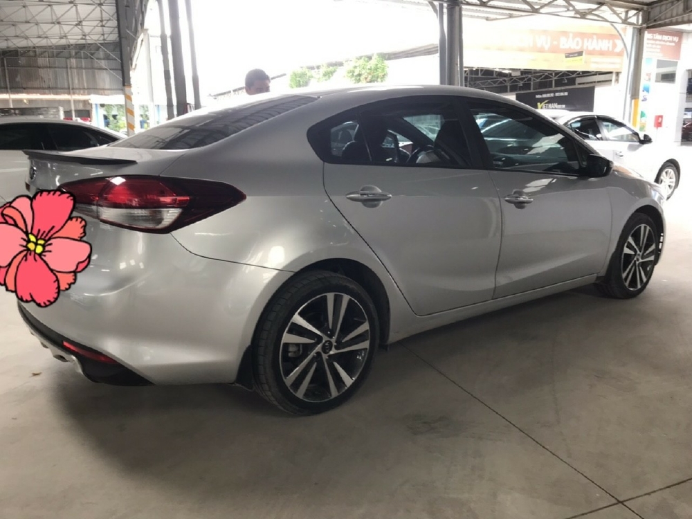 Kia Cerato 2018 Số sàn màu bạc bản đủ