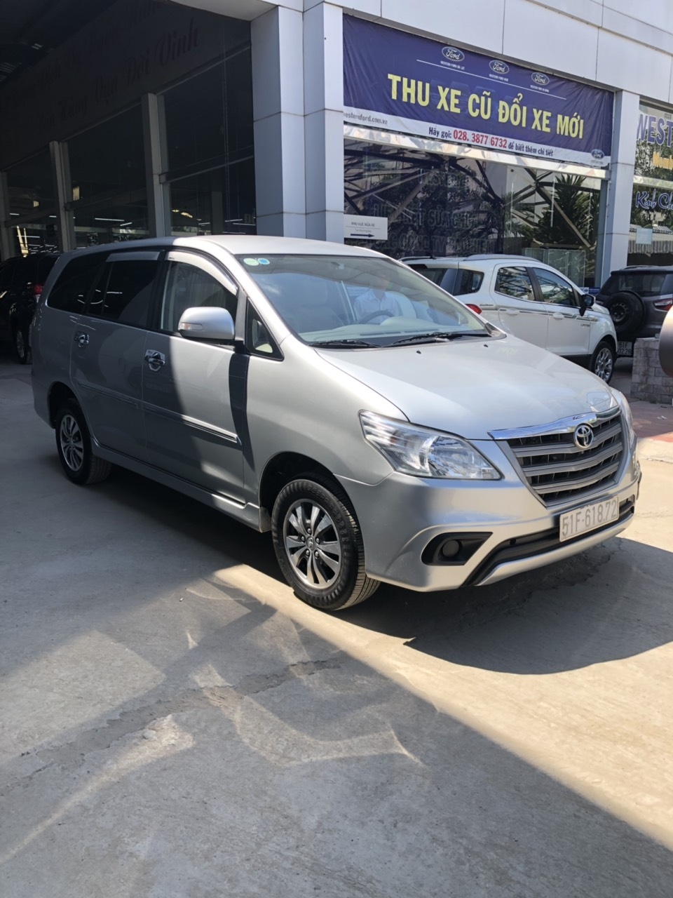 Innova 2.0E sx 2016.Xe bán tại hãng