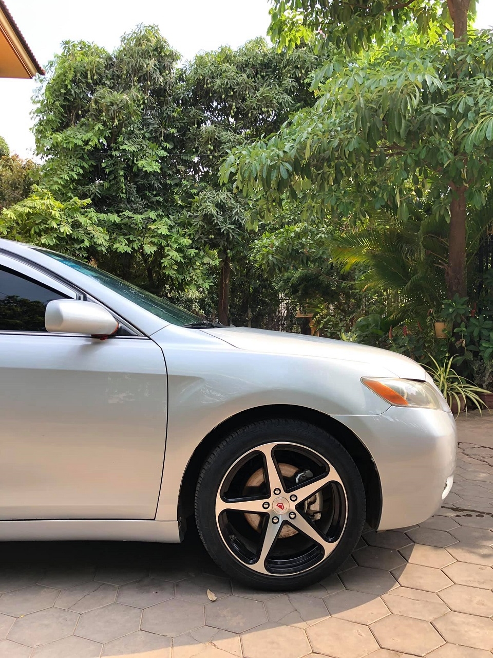Cần bán xe Toyota Camry 2007 số tự động màu bạc nhập Mỹ