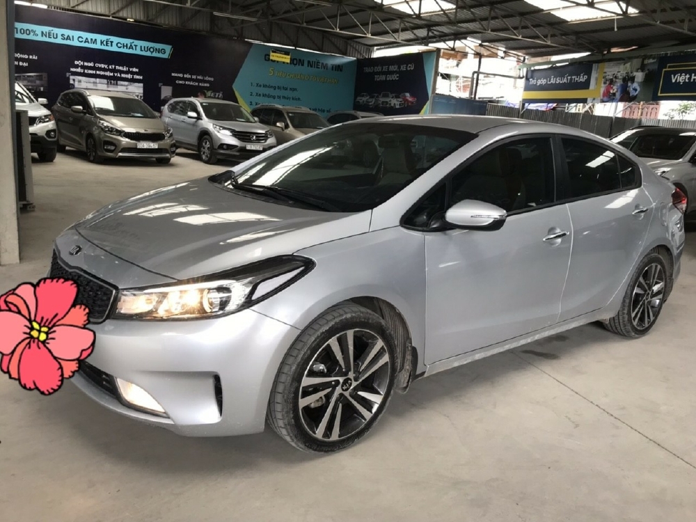 Kia Cerato 2018 Số sàn màu bạc bản đủ